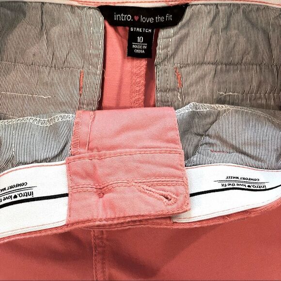 INTRO. Love the Fit Size 10 Comfort Waist Cropped Pants - Picture 3 of 5